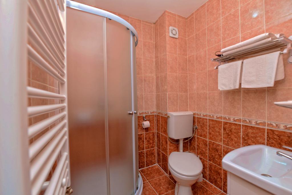 Pensiunea Beatrice Vatra Dornei Kamer foto